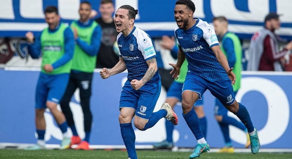 柏林赫塔中场球员状态火热，助球队跻身前列的简单介绍