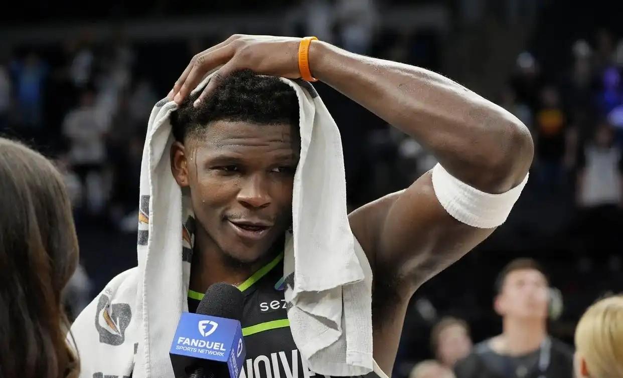 乐鱼体育线上网站-森林狼大胜爵士，震惊全场