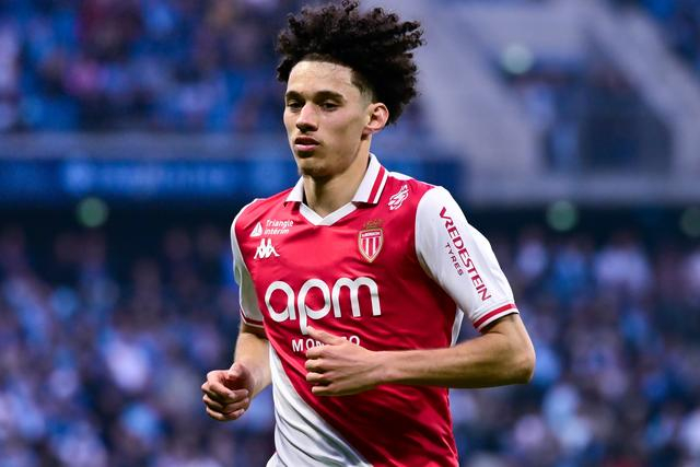 摩纳哥热刺险胜，主帅盛赞球员表现