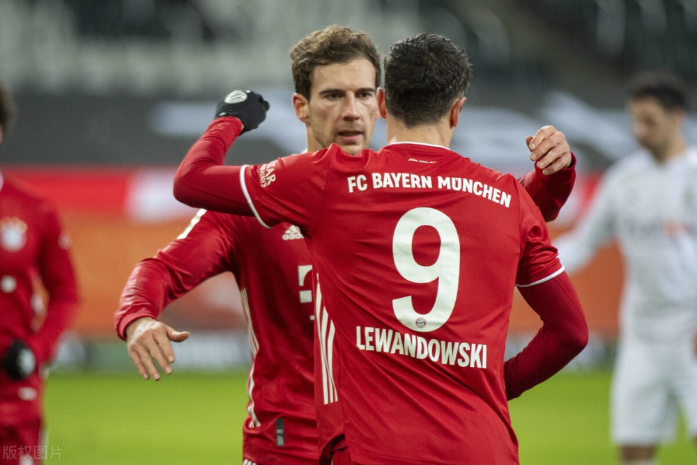 拜仁慢热,成功晋级下一阶段! 拜仁慢热,成功晋级下一阶段!