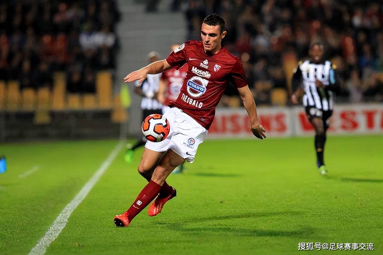 乐鱼体育官网-包含斯洛伐克队凭借两球领先，夺得胜利的词条