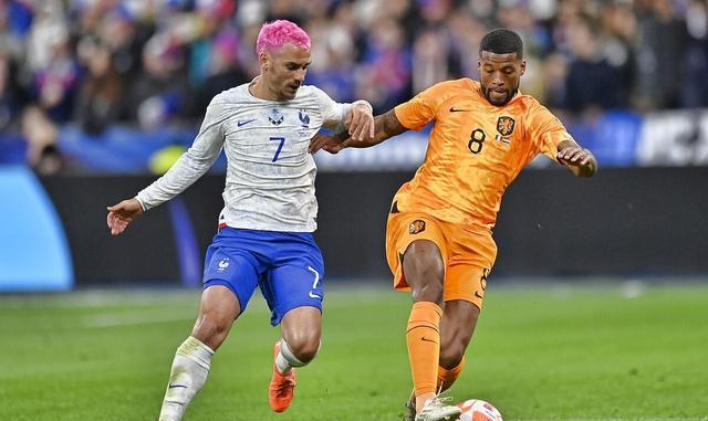 韩国羽毛球队力克法国羽毛球队，陶菲克三分雨点燃全场