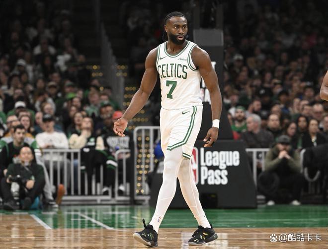 凯尔特人逆转灰熊，实现四连胜